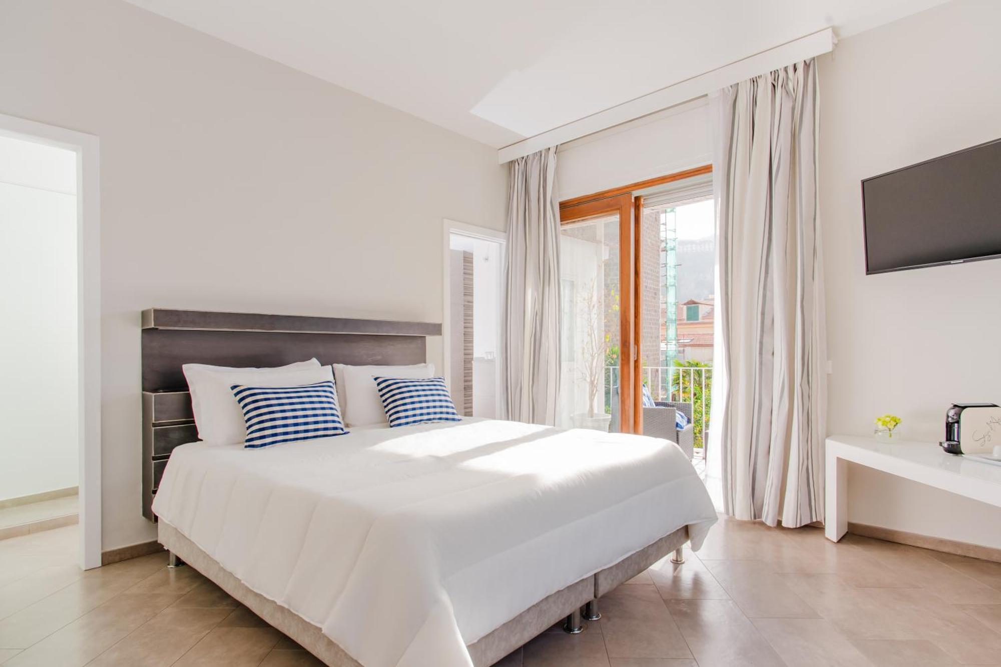 Palazzo Gargiulo Luxury Rooms & Suites Sorrento Exterior foto