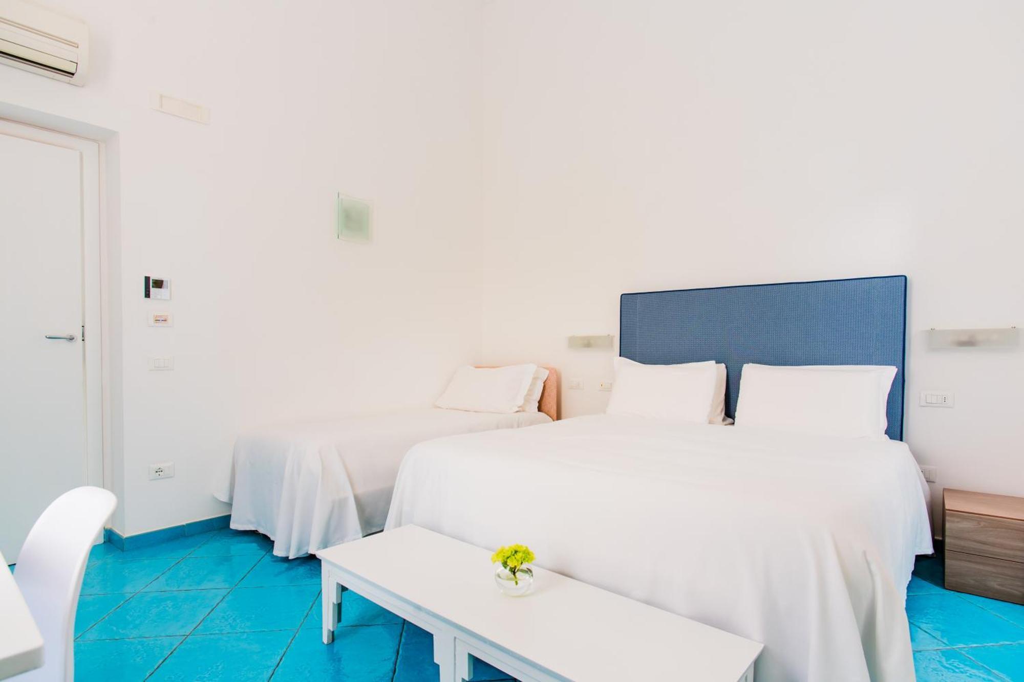 Palazzo Gargiulo Luxury Rooms & Suites Sorrento Exterior foto