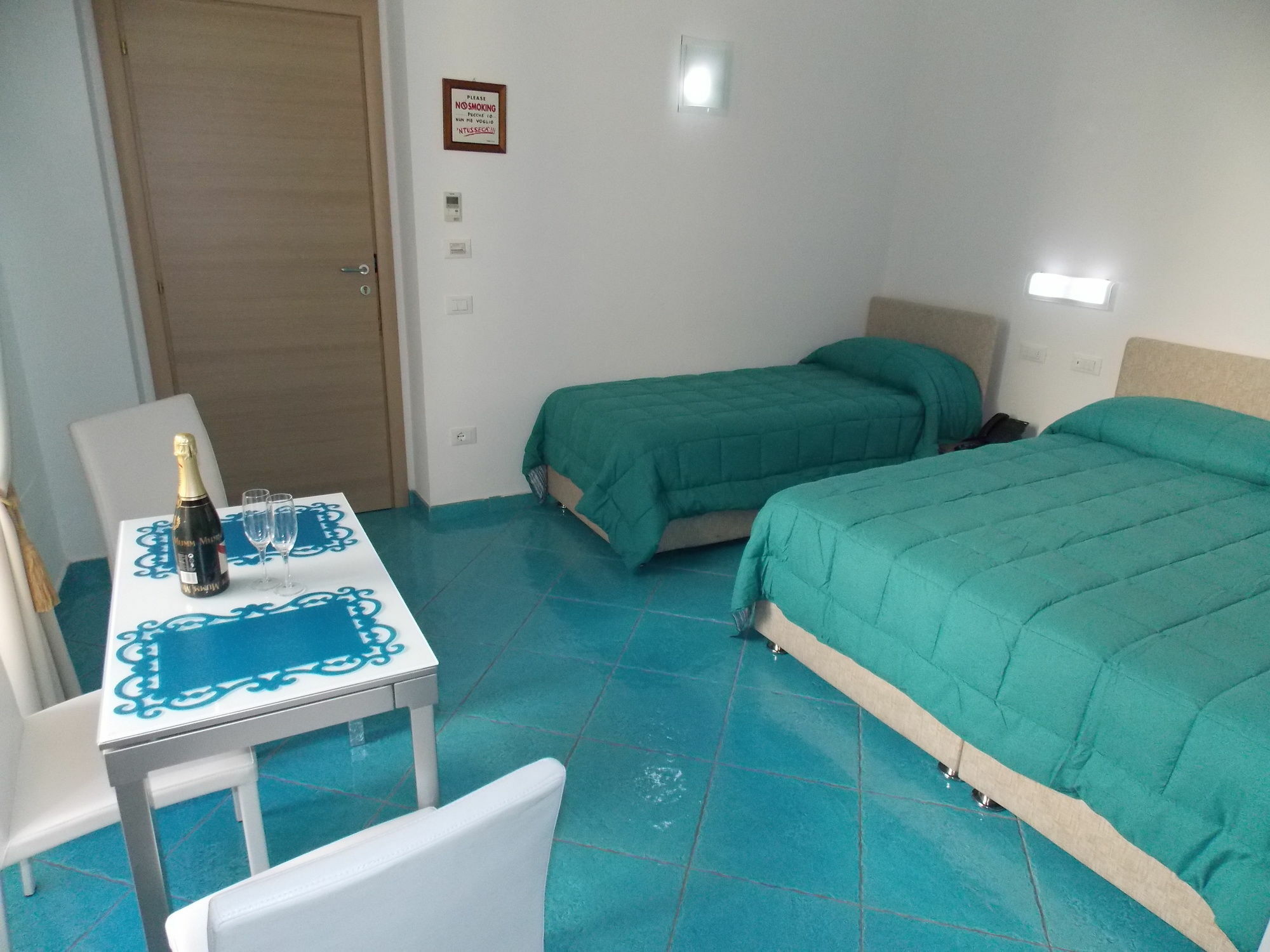 Palazzo Gargiulo Luxury Rooms & Suites Sorrento Exterior foto